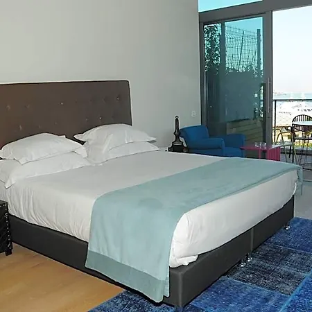 מלון דירות Atakoey Marina Park 4*